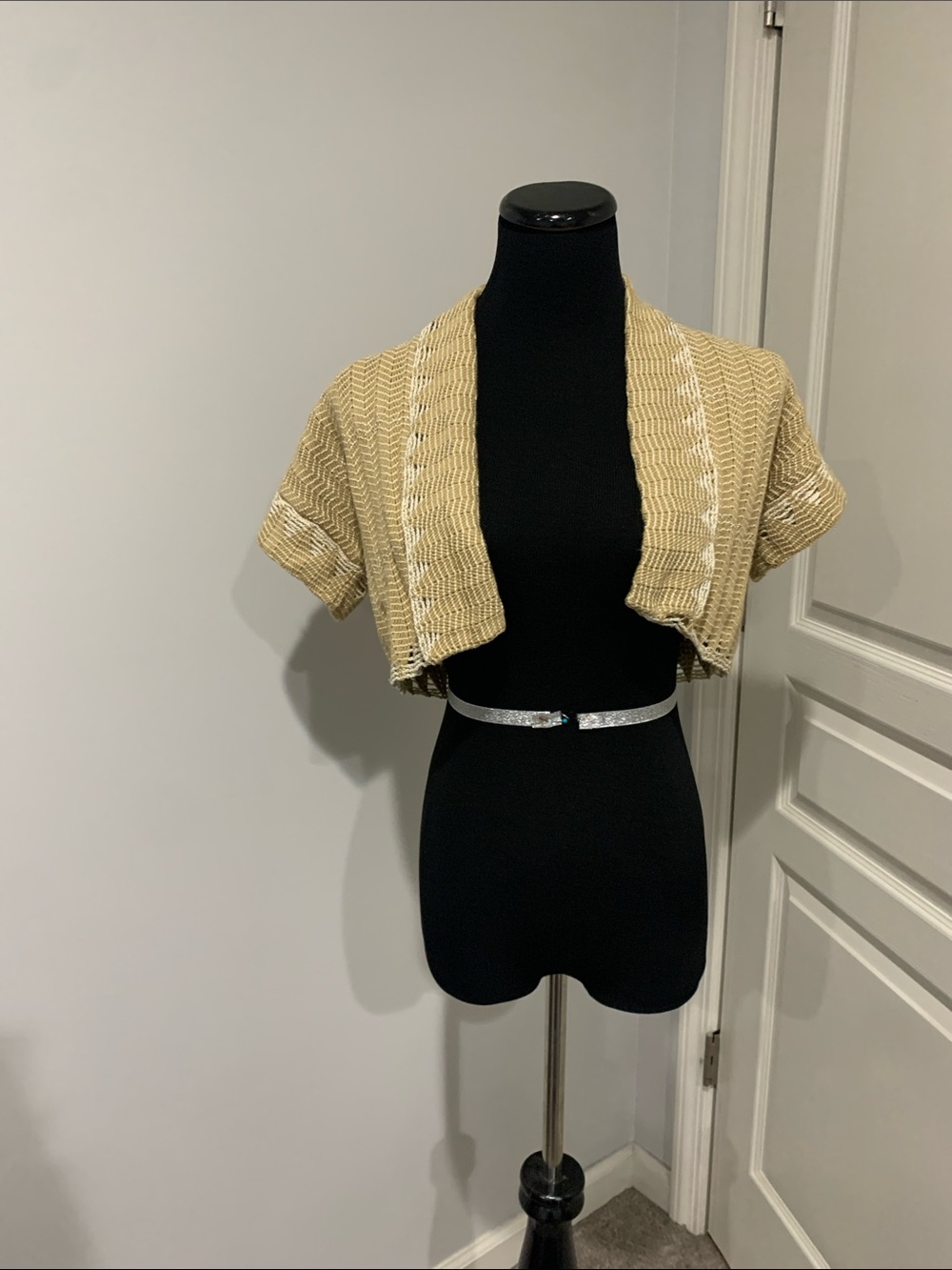 Anthropologie Cropped Short-Sleeve Bolero in Beige and Cream